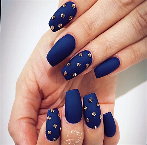 dark blue matte nails